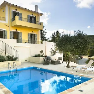  Holiday home Isalos