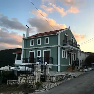  Holiday home Tettix Summer House